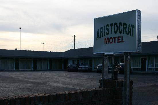 Aristocrat Motor Inn Bolivar Dış mekan fotoğraf